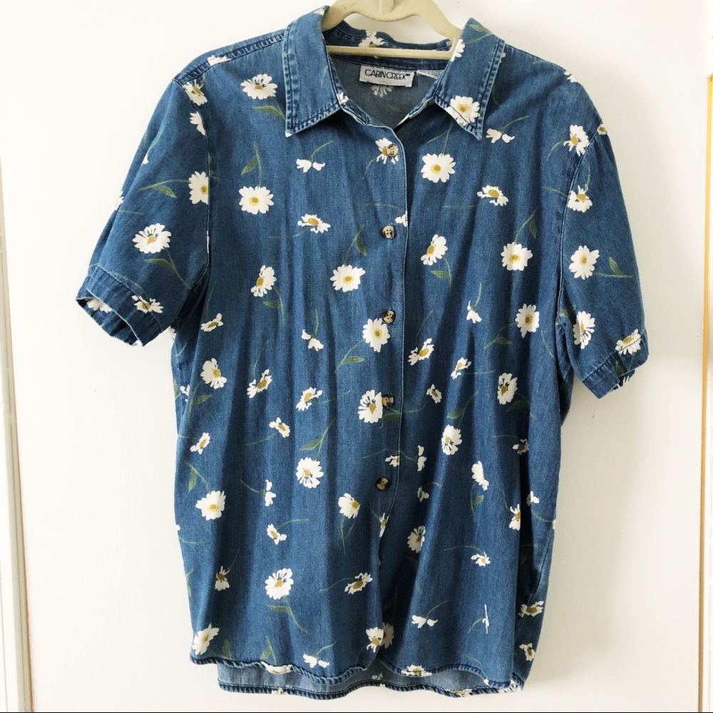 Vintage Denim Daisy Print Button Down